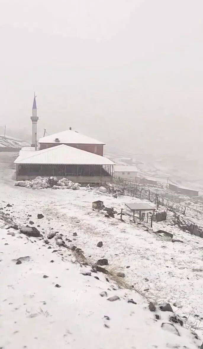 Doğu Karadeniz yaylalarında kış bitmiyor