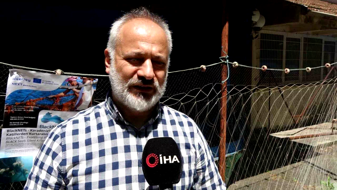 Dr. Öğretim Üyesi Ahmet Şahin: “Karadeniz’de açıkta beslenemeyen yunuslar kıyıya vuruyor”