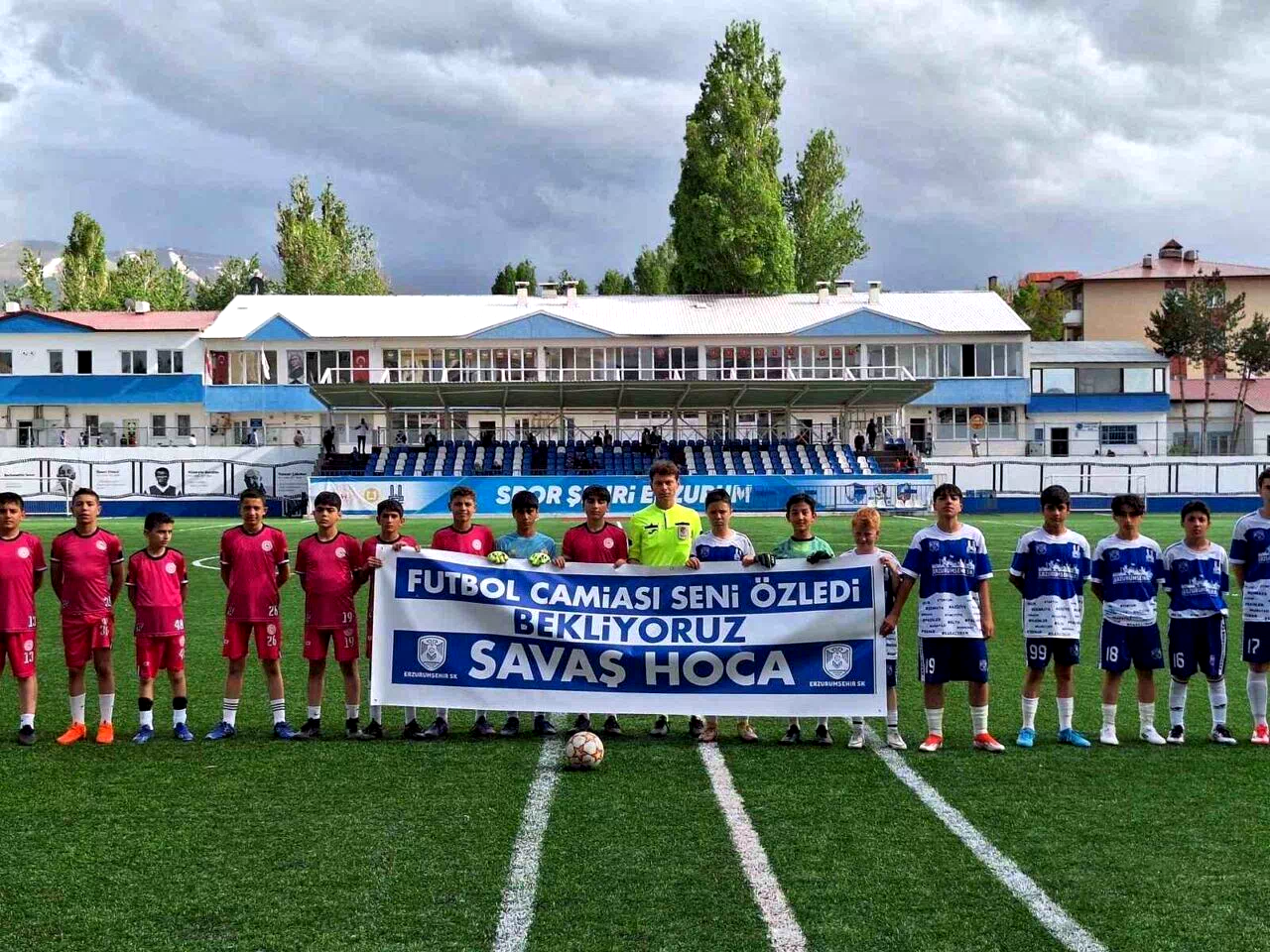 Dualar Savaş Hoca için