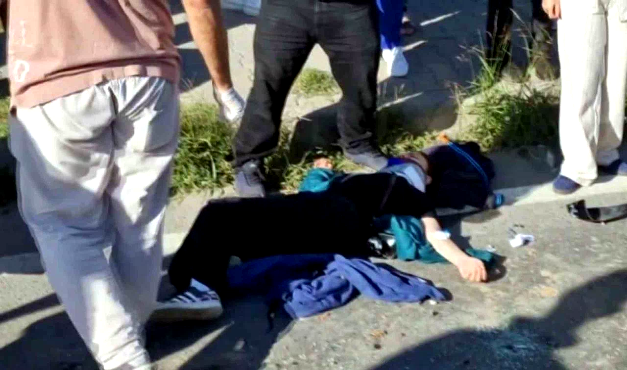 Duble yolda feci kaza: Yaralılar yola savruldu, bölgeye çok sayıda ekip sevk edildi
