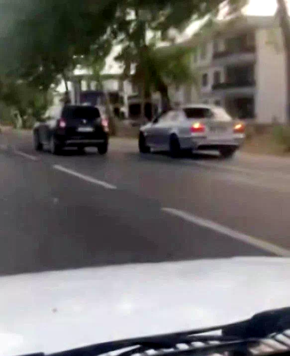 Düğün konvoyunda attığı makas pahalıya mal oldu