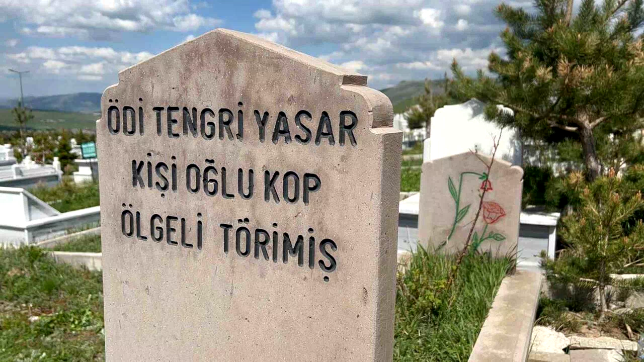 Dünden bugüne Türklerde mezar kültürü
