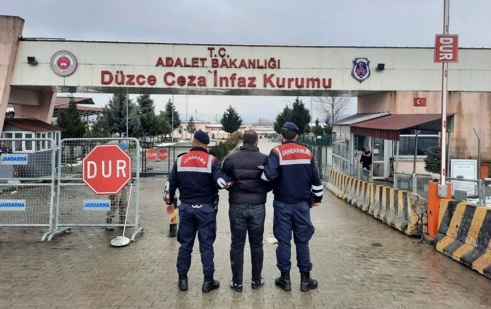 Düzce’de 25 Bin Kişi Sorgulandı, 62 Gözaltı ve 28 Tutuklama Gerçekleşti