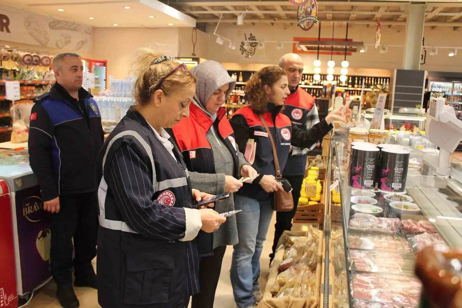 Düzce’de Gıda Güvenliği Denetimleri Artırıldı – Sağlıklı Gıdaya Ulaşım İçin Çalışmalar Hızlandı.