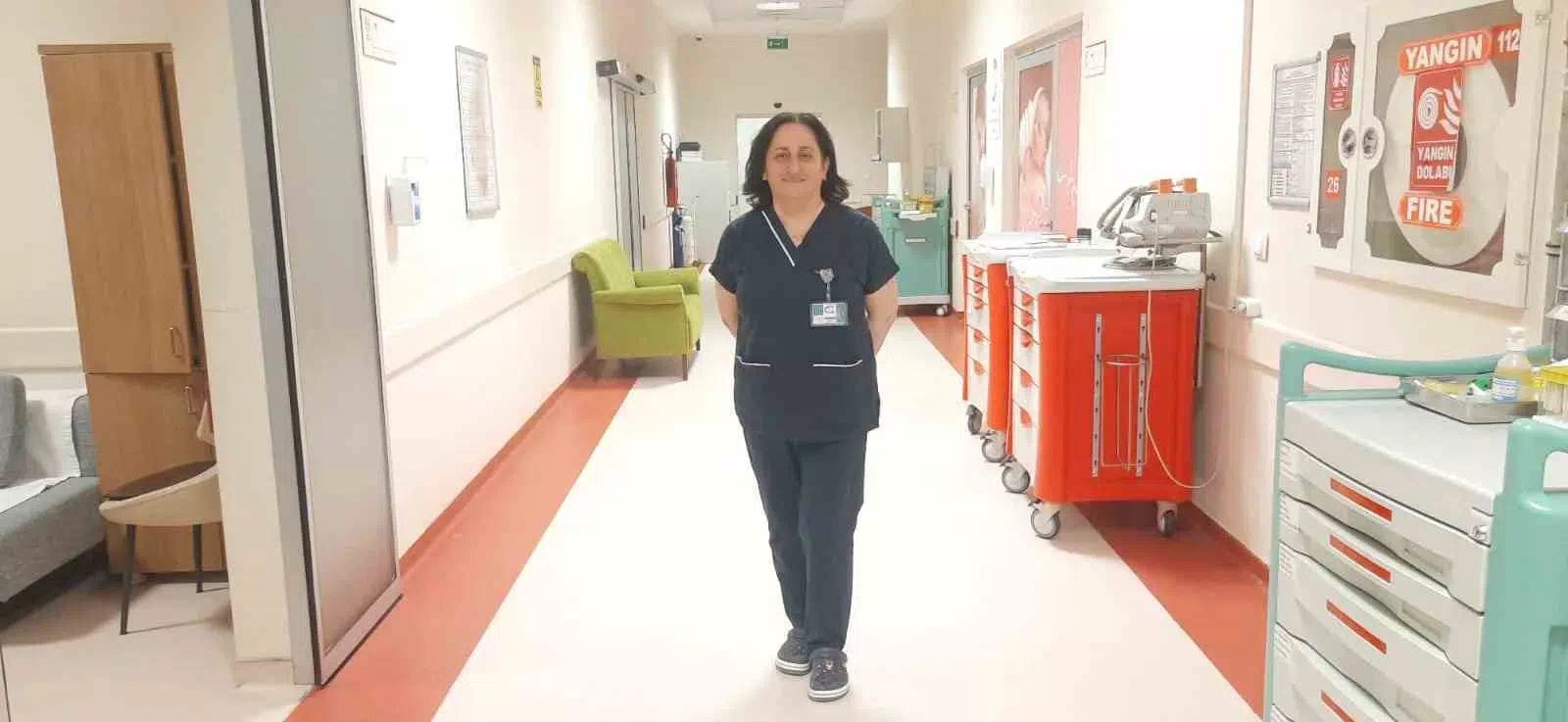 EBE SEVAL PEKER’E 37 YILLIK MESLEK HAYATI BOYUNCA 5 BİNİN ÜZERİNDE NORMAL DOĞUMA KATILDIĞI İÇİN SAĞLIK BAKANLIĞI’NDAN “TEŞEKKÜR BELGESİ”!