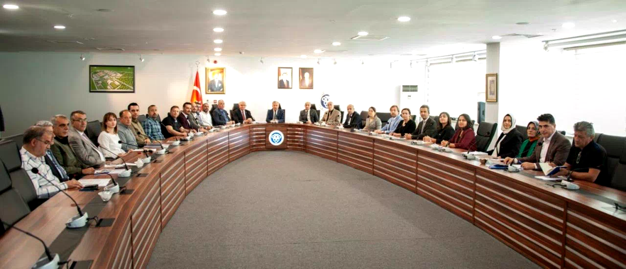 EBYÜ’de Kurumsal Değerlendirme Toplantısı yapıldı