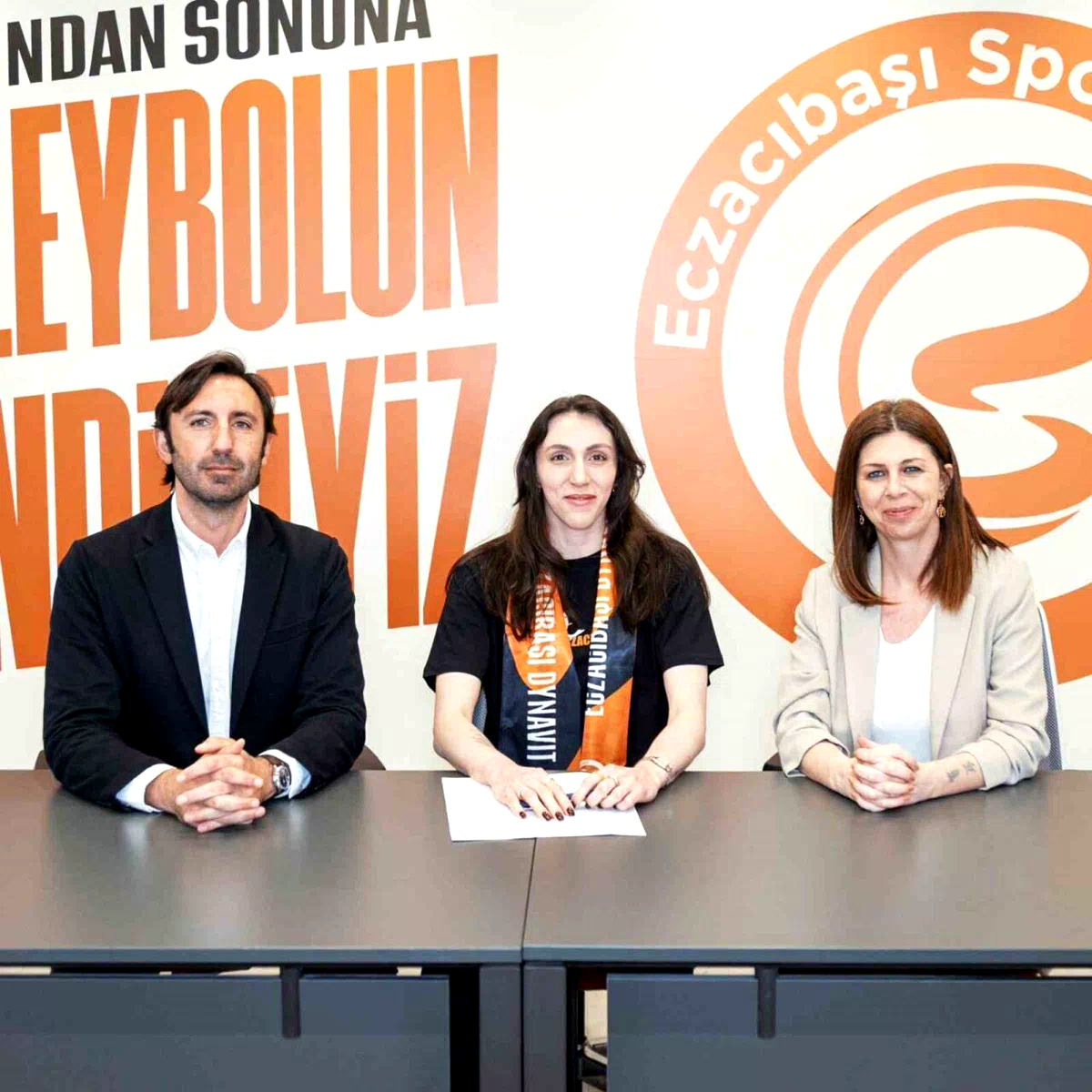 Eczacıbaşı Dynavit, Aslı Kalaç’ı kadrosuna kattı