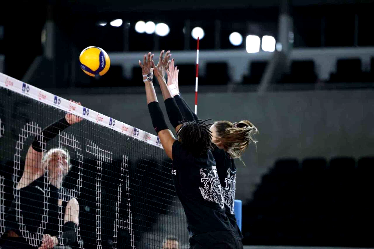 Eczacıbaşı Dynavit, Kupa Voley’de final hedefliyor
