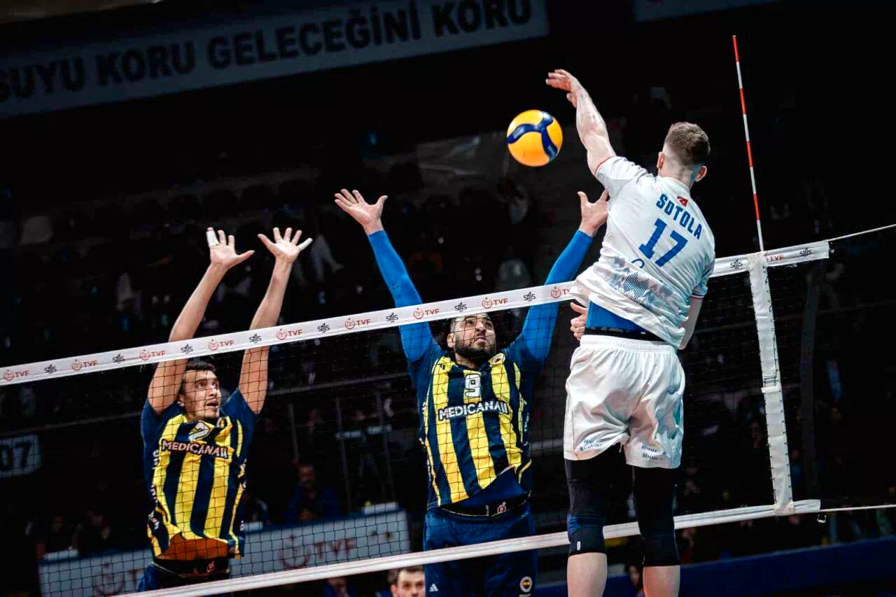 Efeler Ligi: Halkbank: 3 – Fenerbahçe Medicana: 0