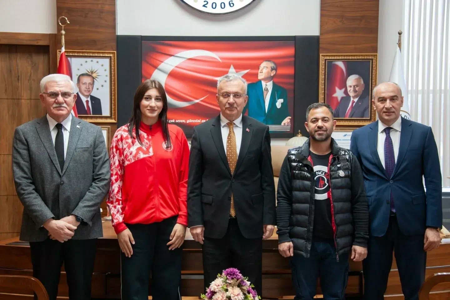 Elmira Yasin, Avrupa Şampiyonluğunu Rektör Levent’e Ziyaret Etti