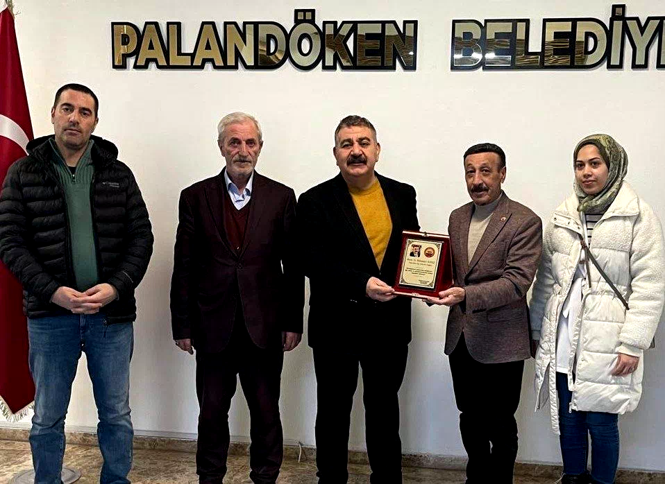 Emeklilerin gönlünde yeri ayrı: Başkan Sunar’a anlamlı teşekkür