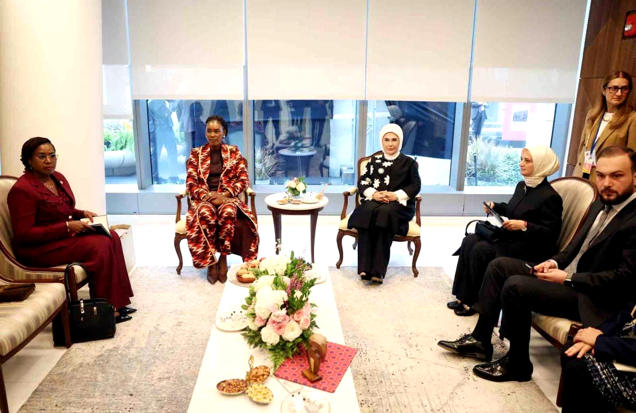 Emine Erdoğan, Gabon Cumhurbaşkanının eşi ile Türkevi’nde bir araya geldi