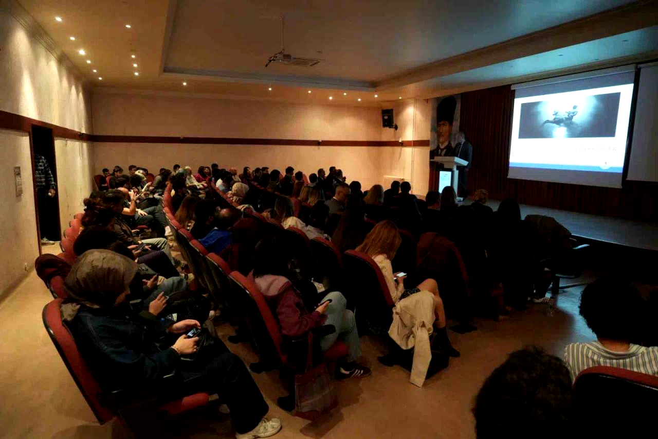 Endometrium kanserlerinde güncel tanı ve tedavi uygulamaları tartışıldı