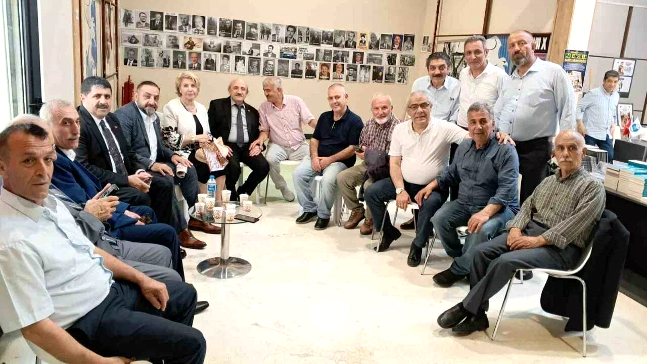 ERKON’un Erzurum günleri İstanbul’a kitap ve mizahla iz bıraktı