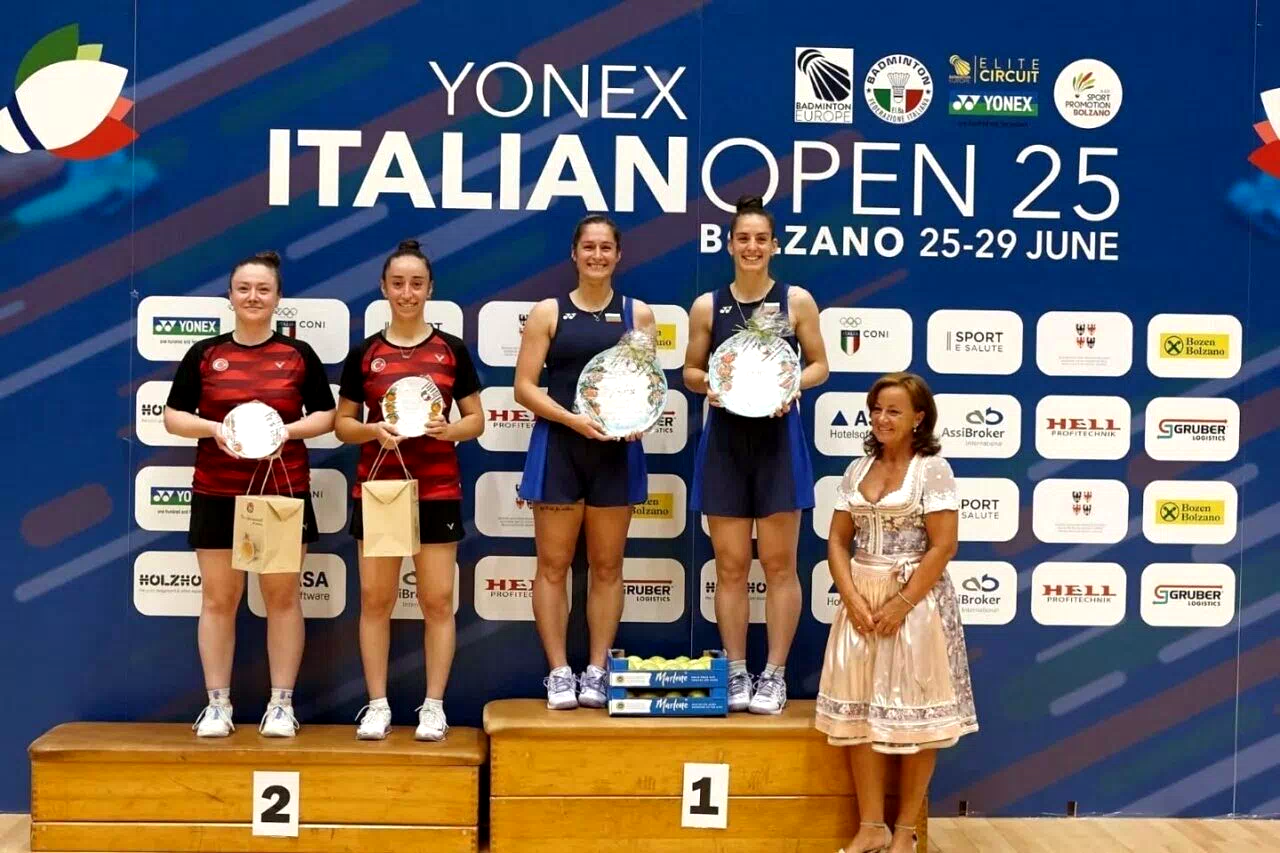 Erzincan badminton takımı İtalya’dan madalya ile döndü