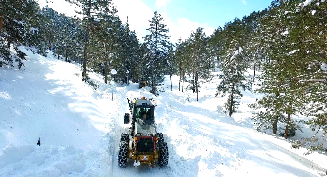 Erzincan’da 125 köy yolu ulaşıma kapandı