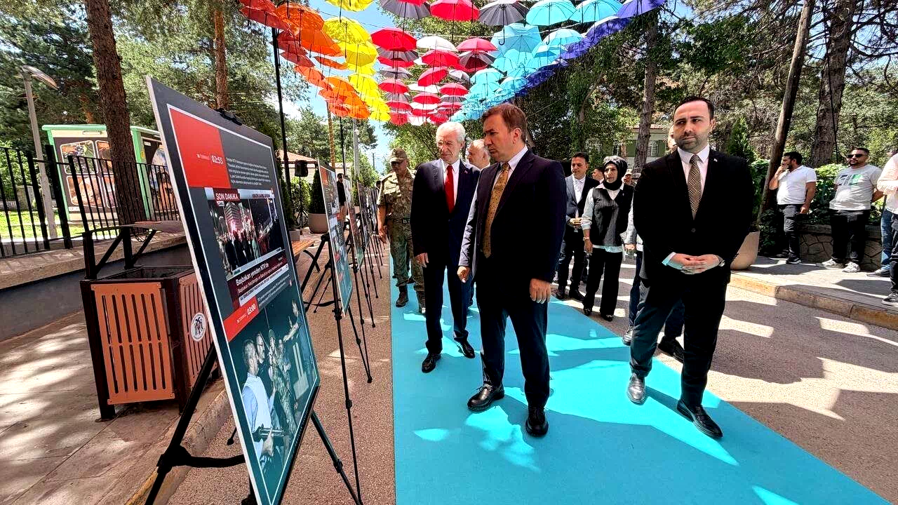 Erzincan’da 15 Temmuz Anma Merkezi ziyarete açıldı