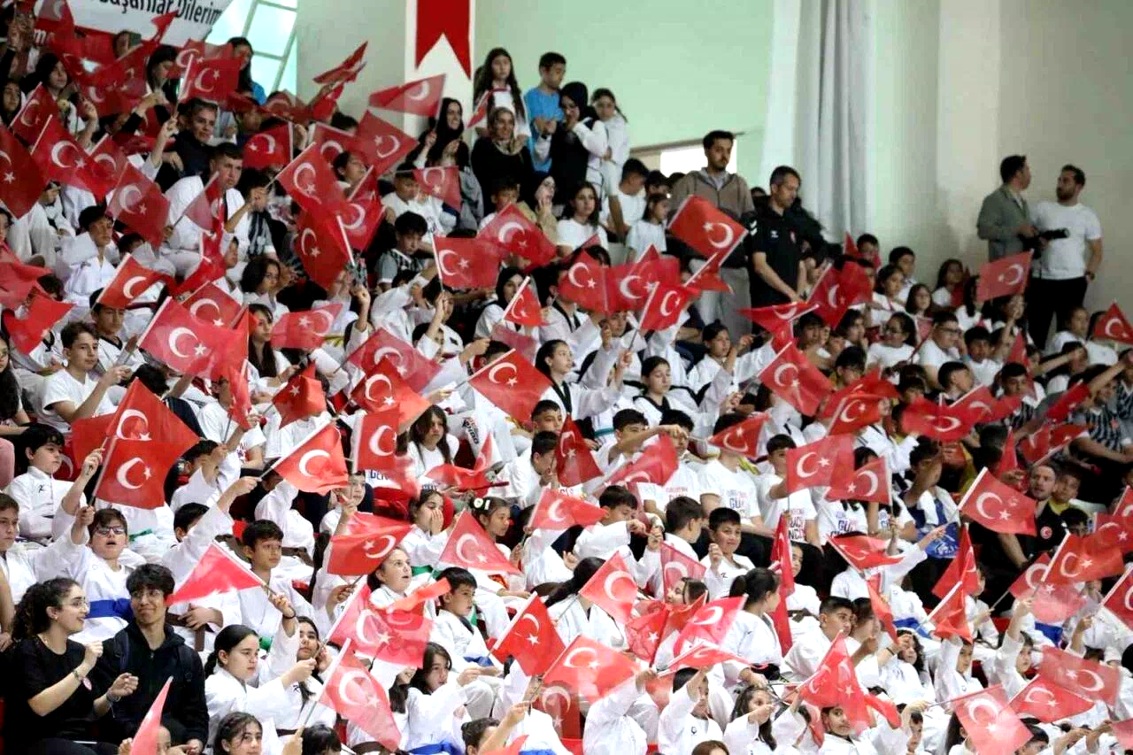 Erzincan’da 19 Mayıs coşkusu