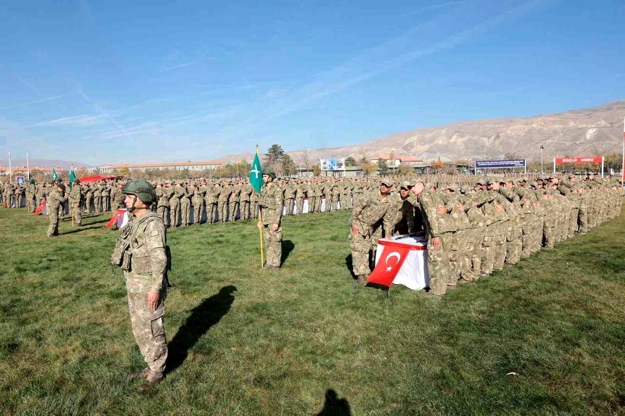 Erzincan’da bedelli erler yemin etti