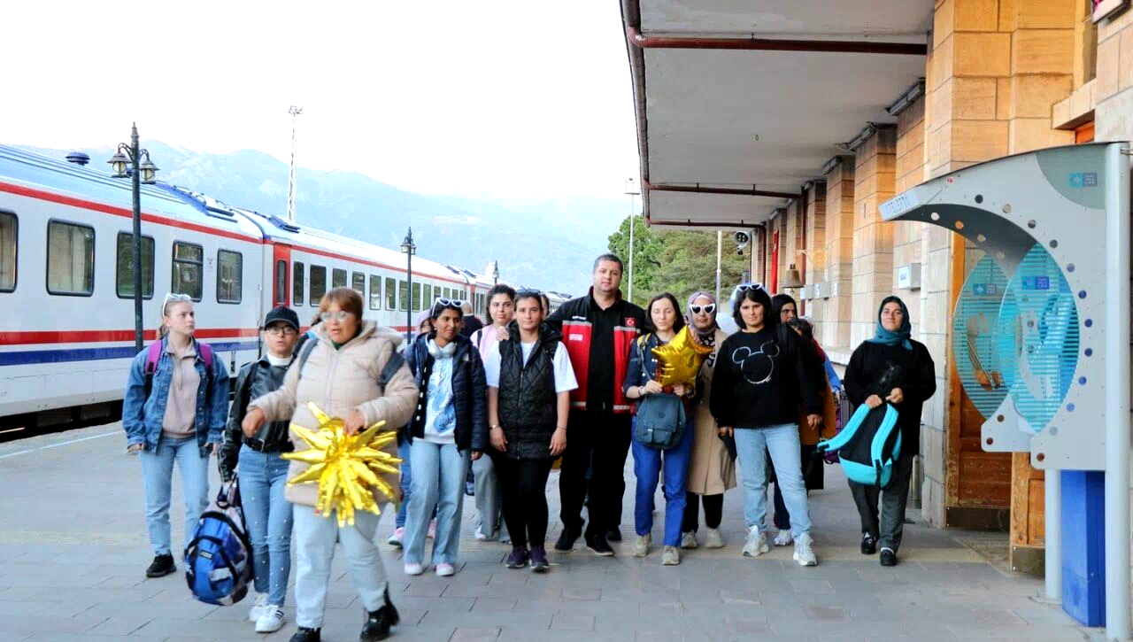 Erzincan’da Engelsiz Ekspresle engeller aşıldı