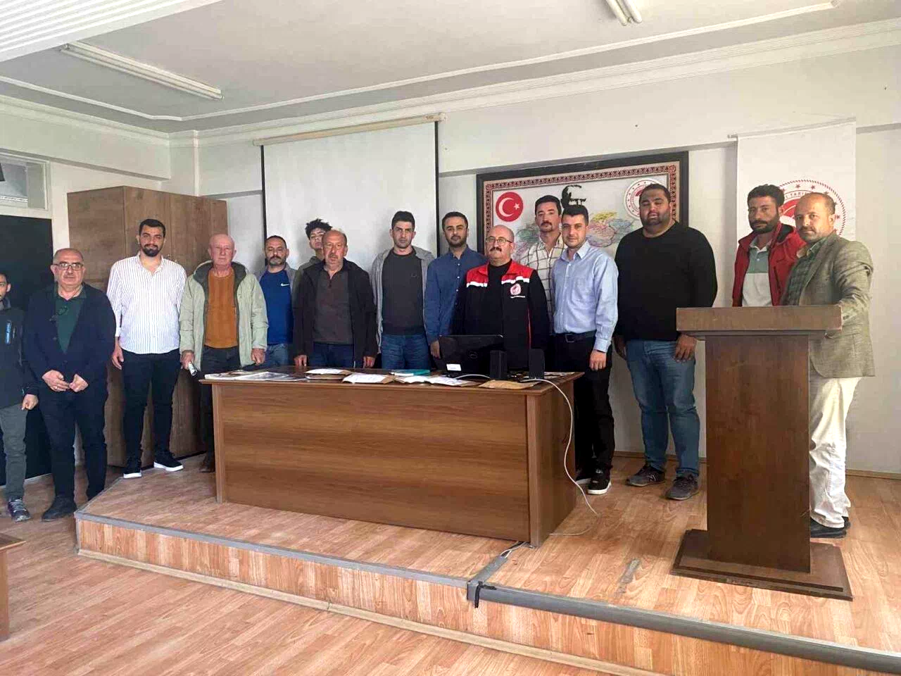 Erzincan’da feromon yayıcı kapsül dağıtıldı