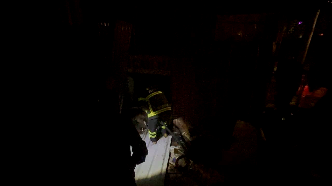 Erzincan’da gece saatlerinde yangın paniği!