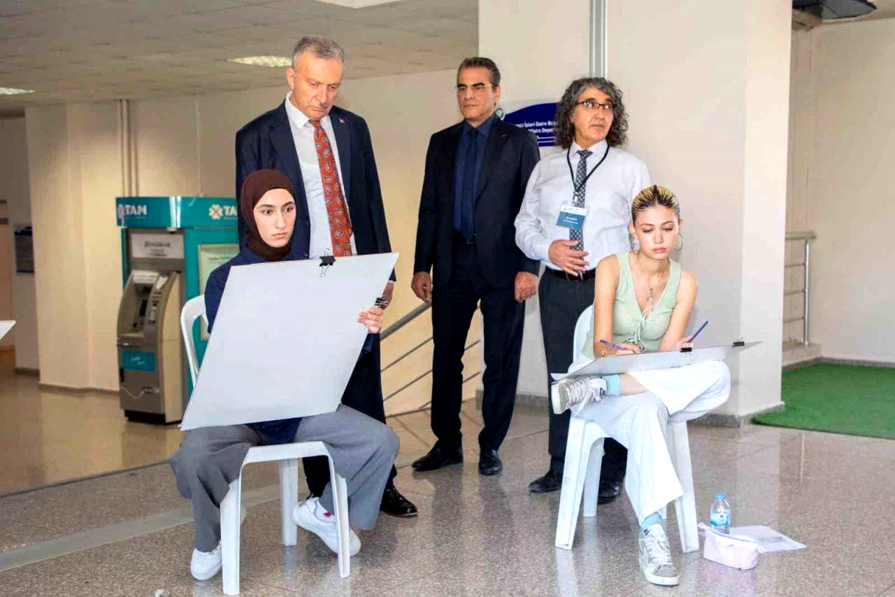 Erzincan’da güzel sanatlar için özel yetenek sınavları yapıldı