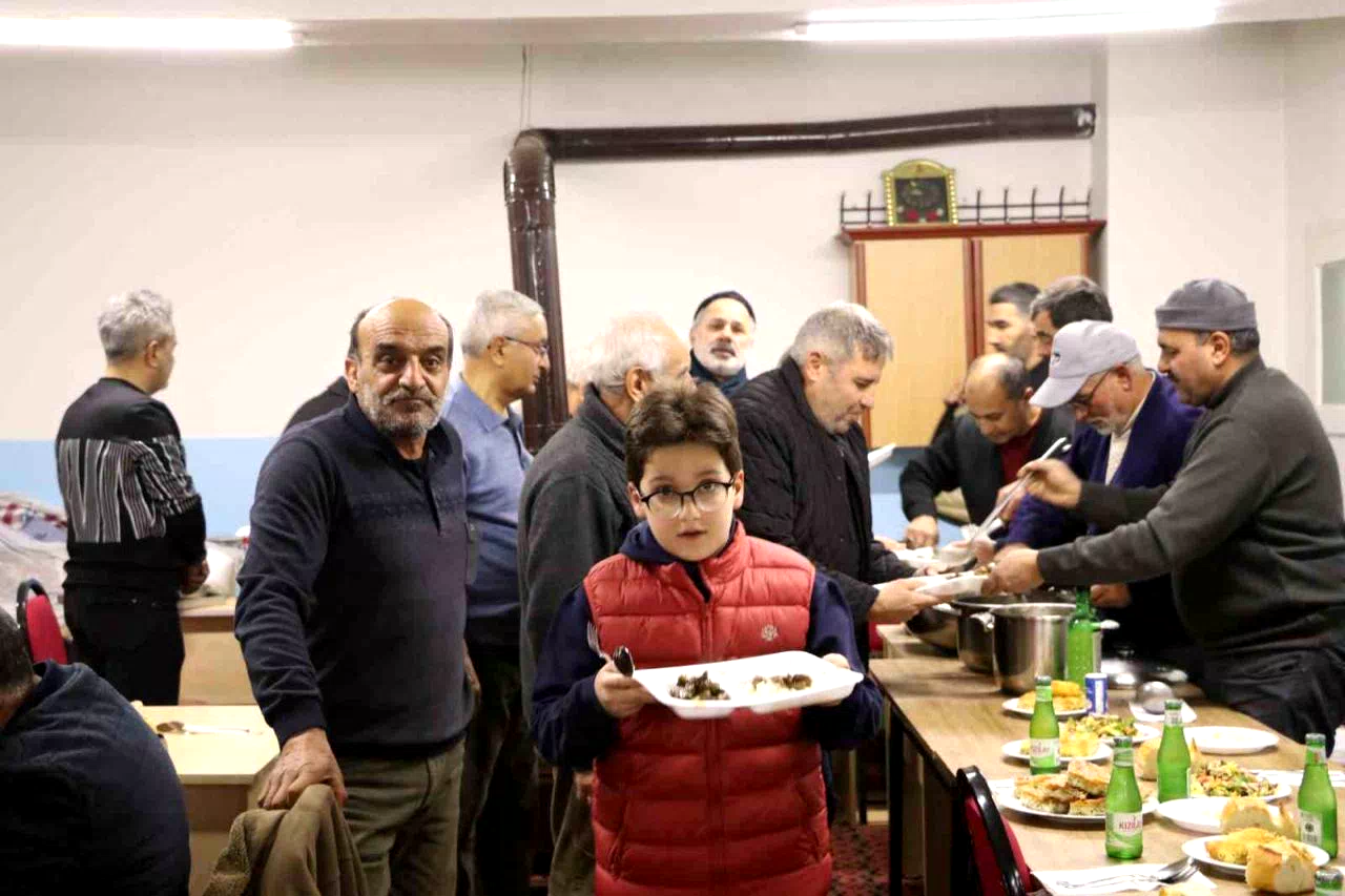 Erzincan’da “Herfene Geceleri”yle asırlık köy geleneği yaşatılıyor