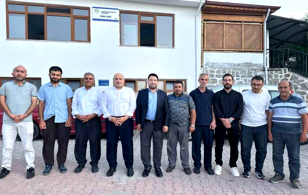 Erzincan’da Kitap Oku-Yorum Projesi kapsamında kitap müzakeresi yapıldı