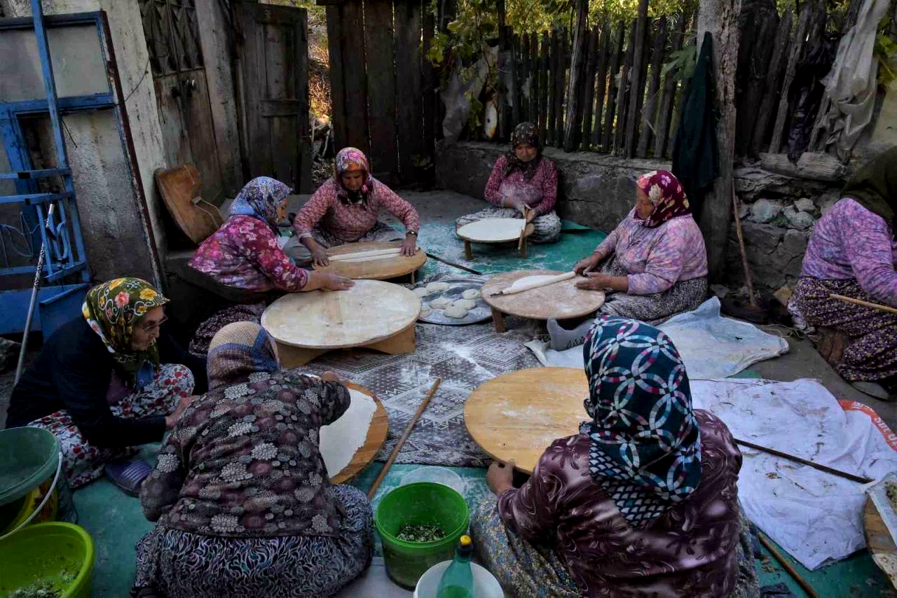 Erzincan’da paranın geçmediği gelenek devam ediyor