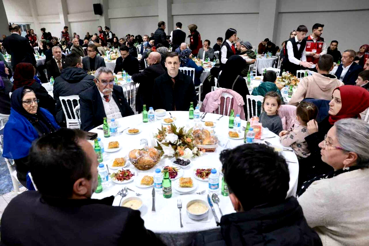 Erzincan’da şehit aileleri ve gaziler onuruna iftar programı