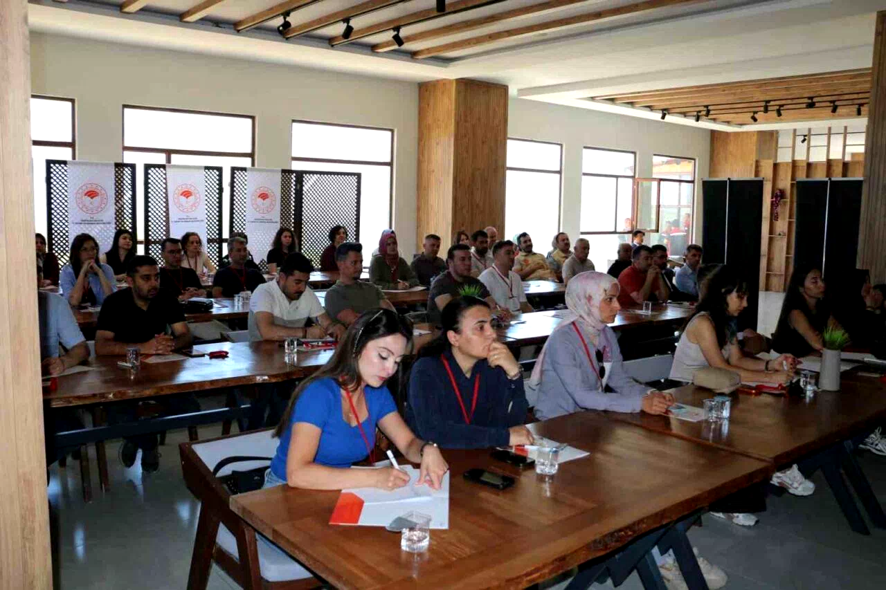 Erzincan’da süt ve süt ürünleri denetimlerine yönelik eğitim başladı