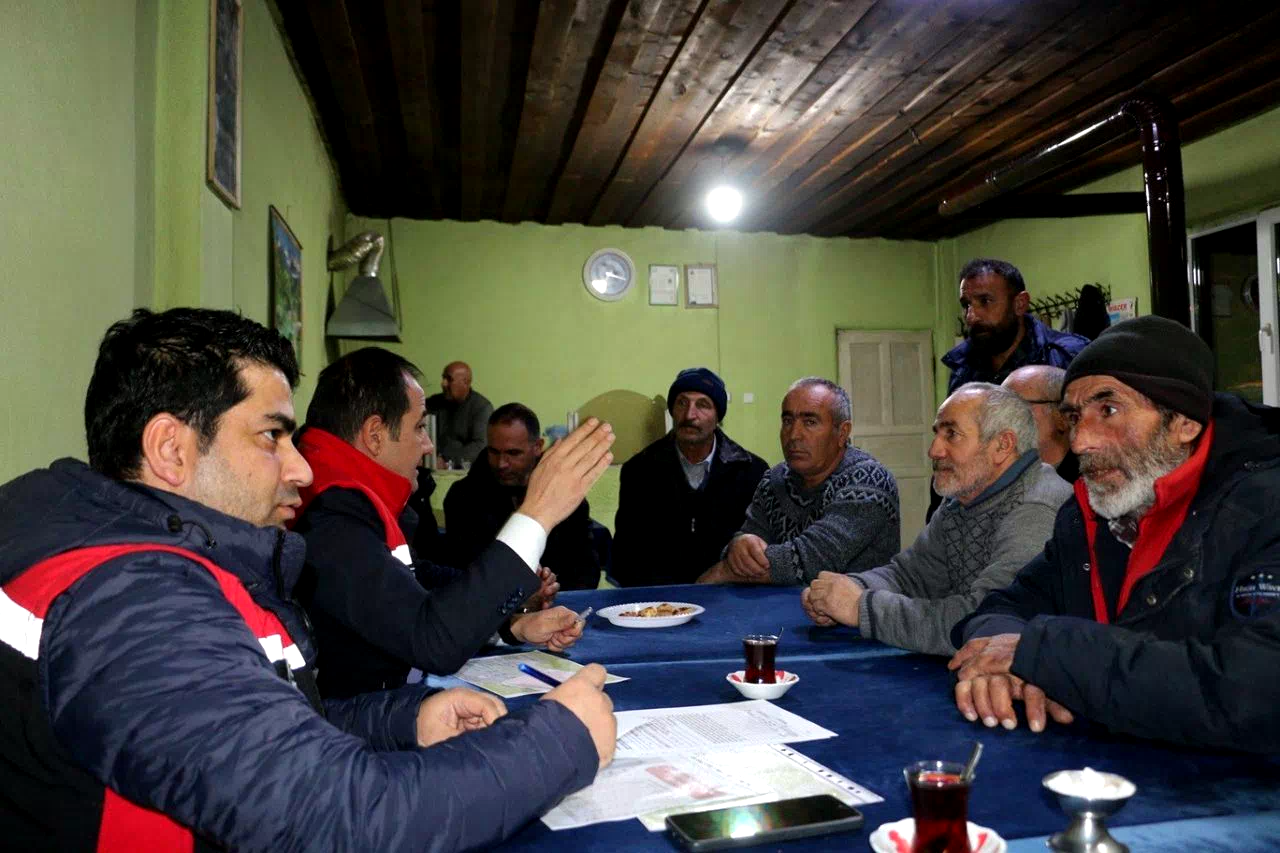 Erzincan’da tarımda yeni dönem: Köylerde gece toplantıları başladı