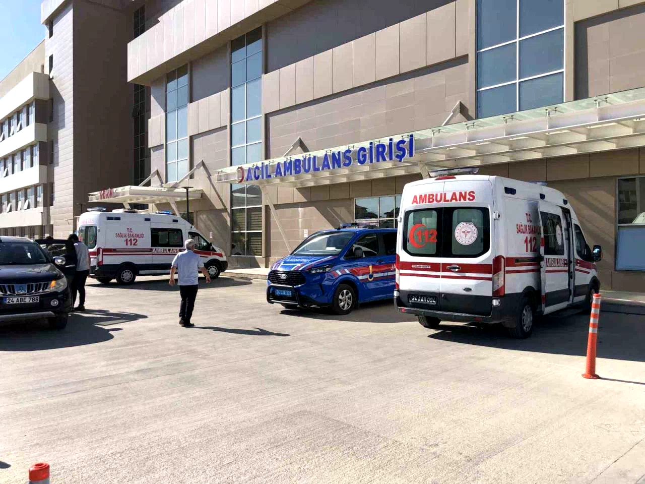 Erzincan’da trafik kazası: 6 yaralı