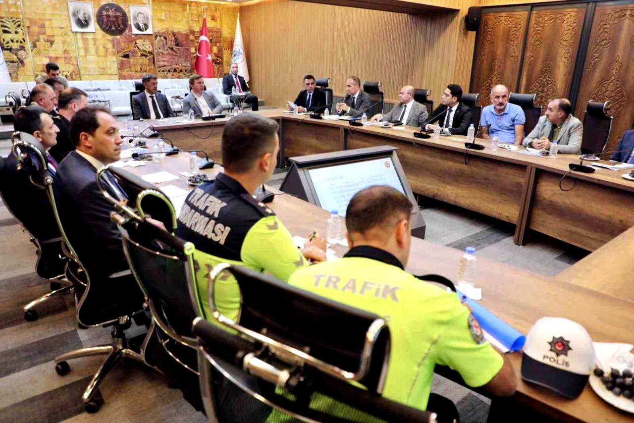 Erzincan’da trafik toplantısı yapıldı