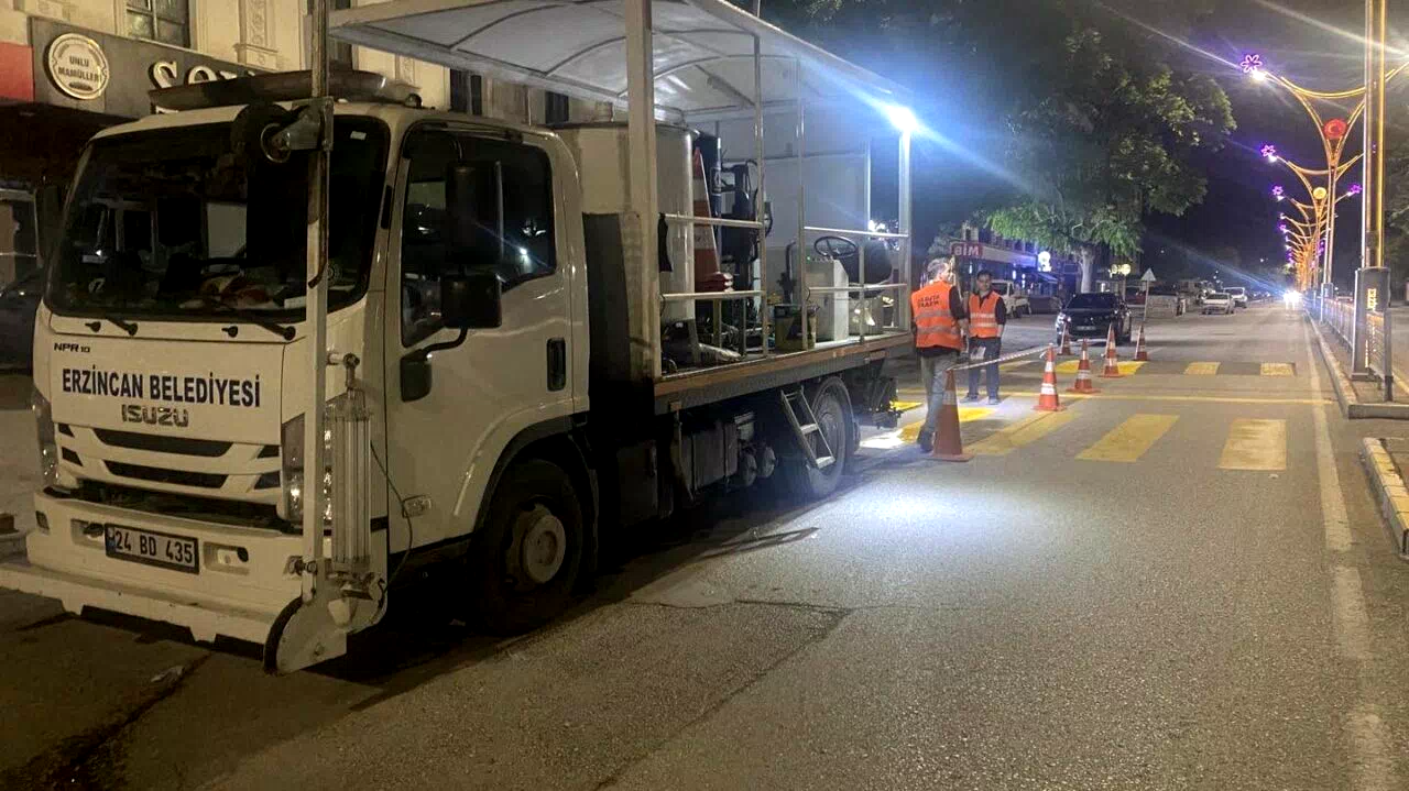 Erzincan’da yaya geçitleri yenileniyor