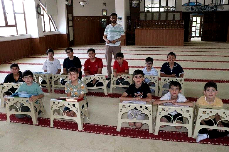Erzincan’da yaz Kur’an kursları başladı, camiler çocuk sesleriyle şenlendi