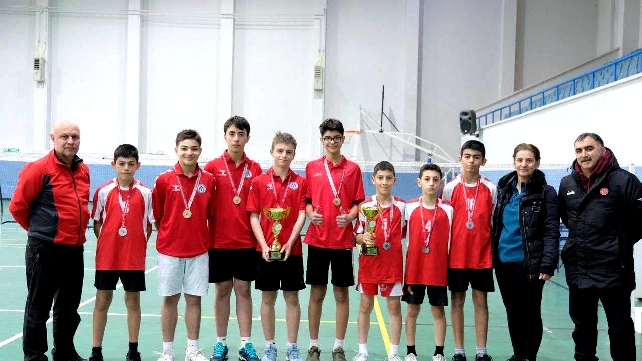 Erzincan’da Yıldızlar Badminton İl Birinciliği tamamlandı