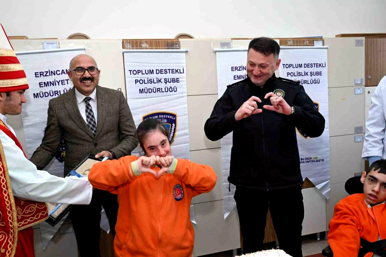 Erzincan Emniyet Müdürlüğü Dünya Engelliler Günü etkinliği düzenledi