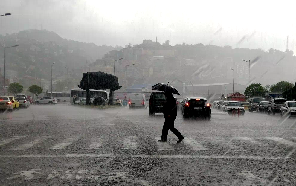 Erzincan için sağanak yağış ve kuvvetli rüzgar uyarısı