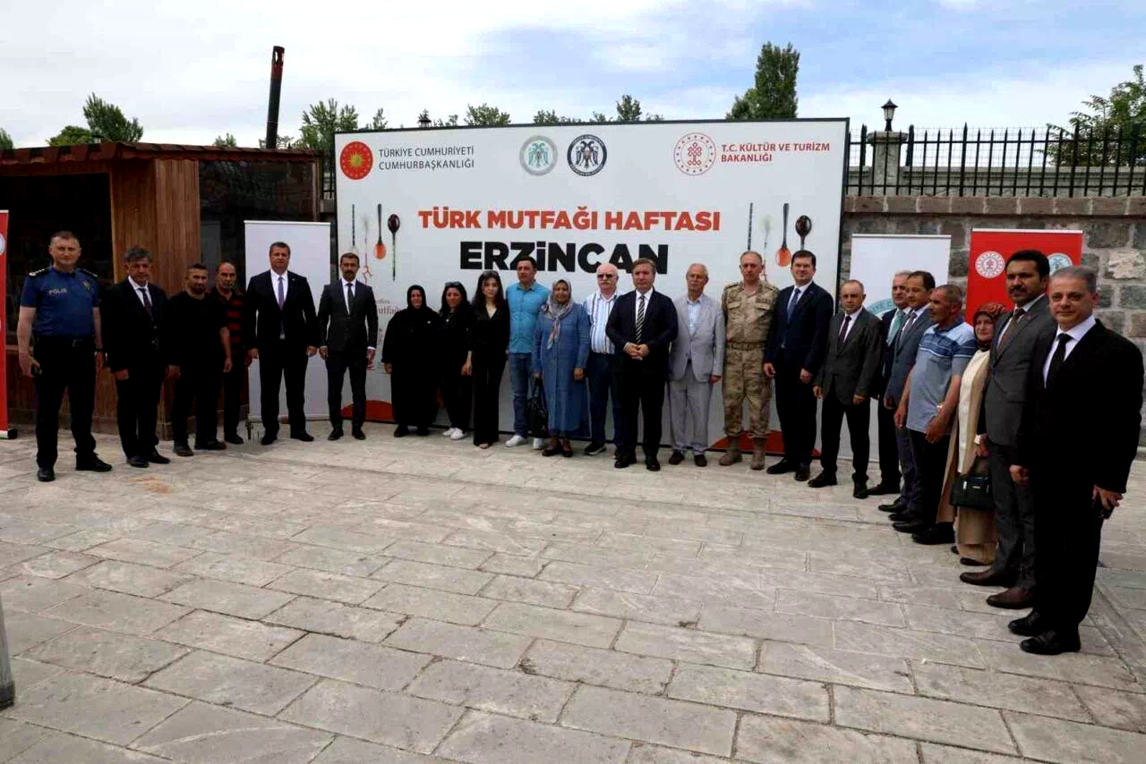 Erzincan’ın yöresel yemekleri tanıtıldı
