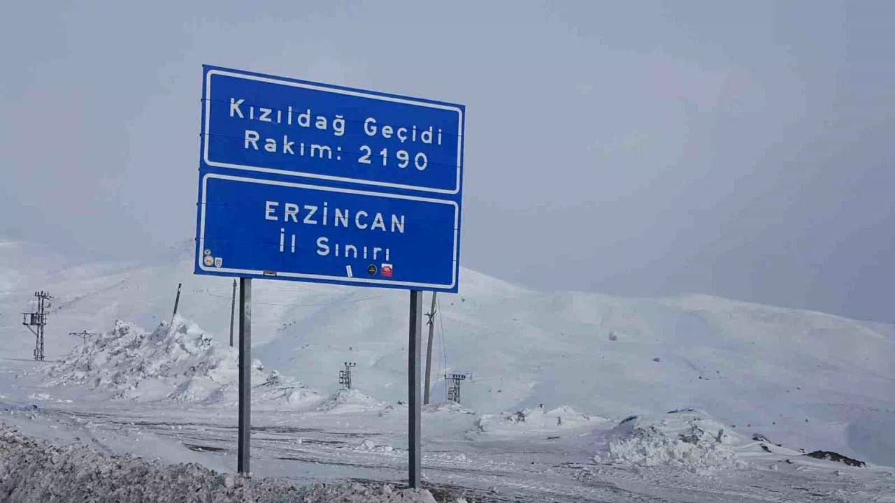 Erzincan’ın yüksek kesimlerinde kar yağışı etkili oldu
