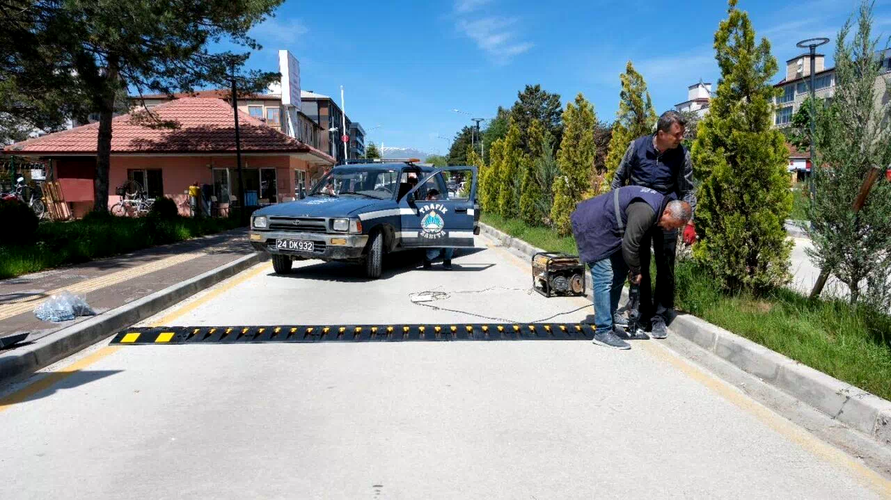 Erzincan Mengücek Gazi Eğitim ve Araştırma Hastanesi’nde kapan sistemi kuruldu