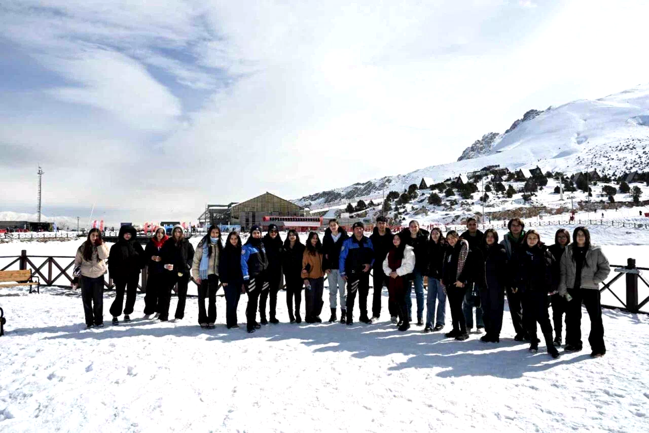 Erzincan polisinden öğrencilere sosyal destek