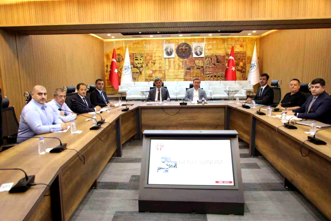 Erzincan TDİ Besi OSB’de Yönetim Kurulu Toplantısı
