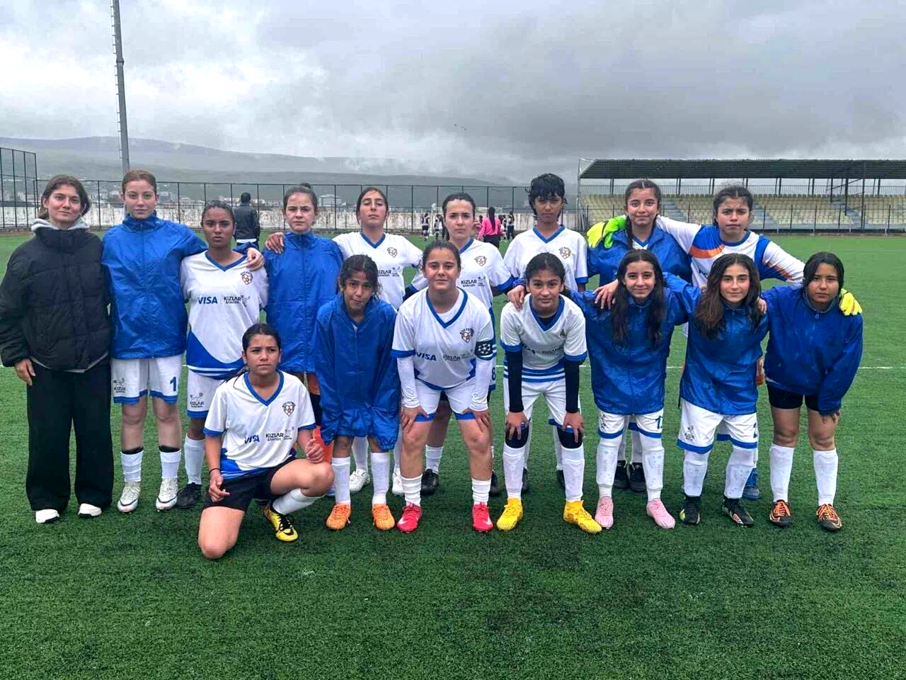 Erzincanlı kadın futbolcular Ardahan yolcusu