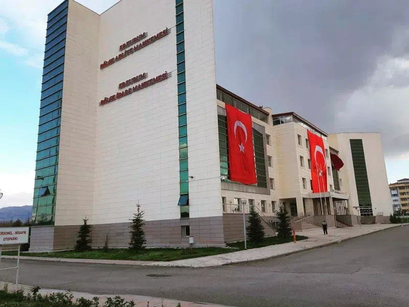 ERZURUM BÖLGE ADLİYE MAHKEMESİ’NDEN 2024 FAALİYET RAPORU: 54 BİN 222 DOSYADAN 34 BİN 21 DAVA SONUCA BAĞLANDI.