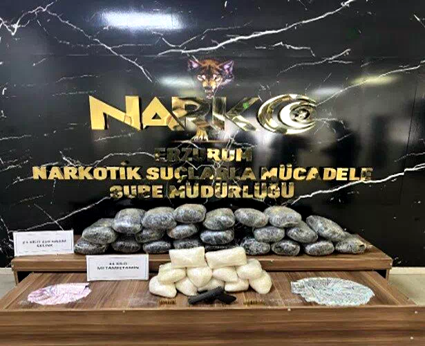 Erzurum’da 23 kilo skunk ve 11 kilo metamfetamin ele geçirildi