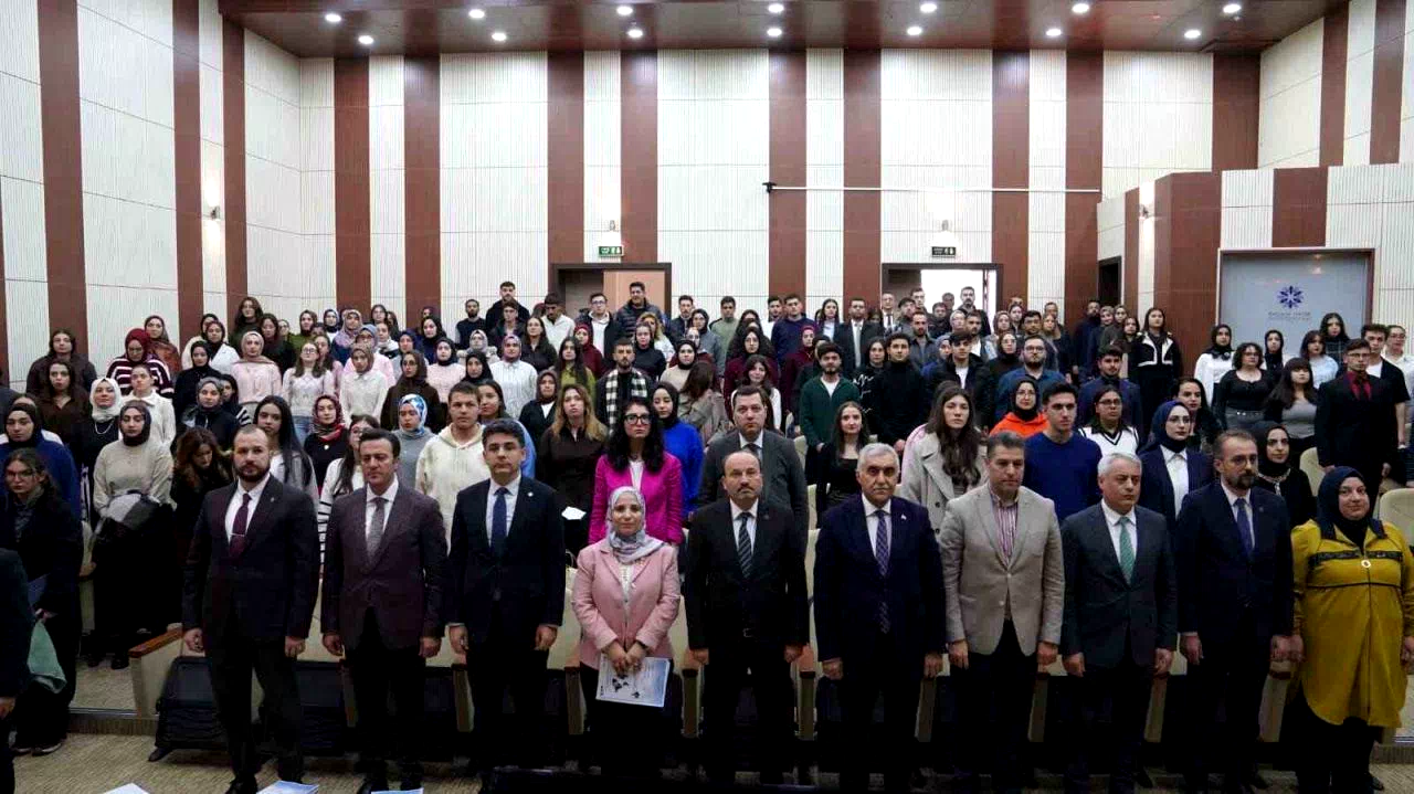 Erzurum’da “Avrupa Birliği Uluslararası İnsani Yardım Ağları” konuşuldu
