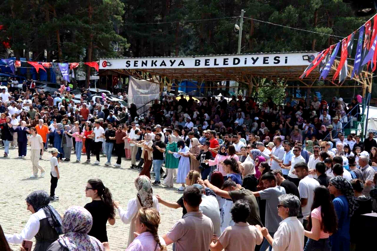 Erzurum’da Bal Festivali’ne yoğun ilgi